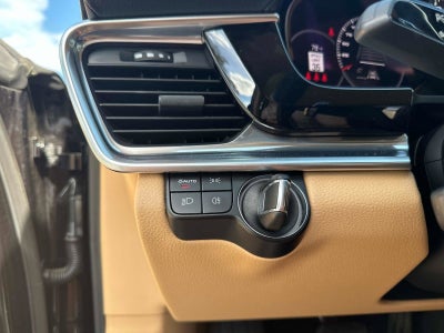 2022 Porsche Panamera Base