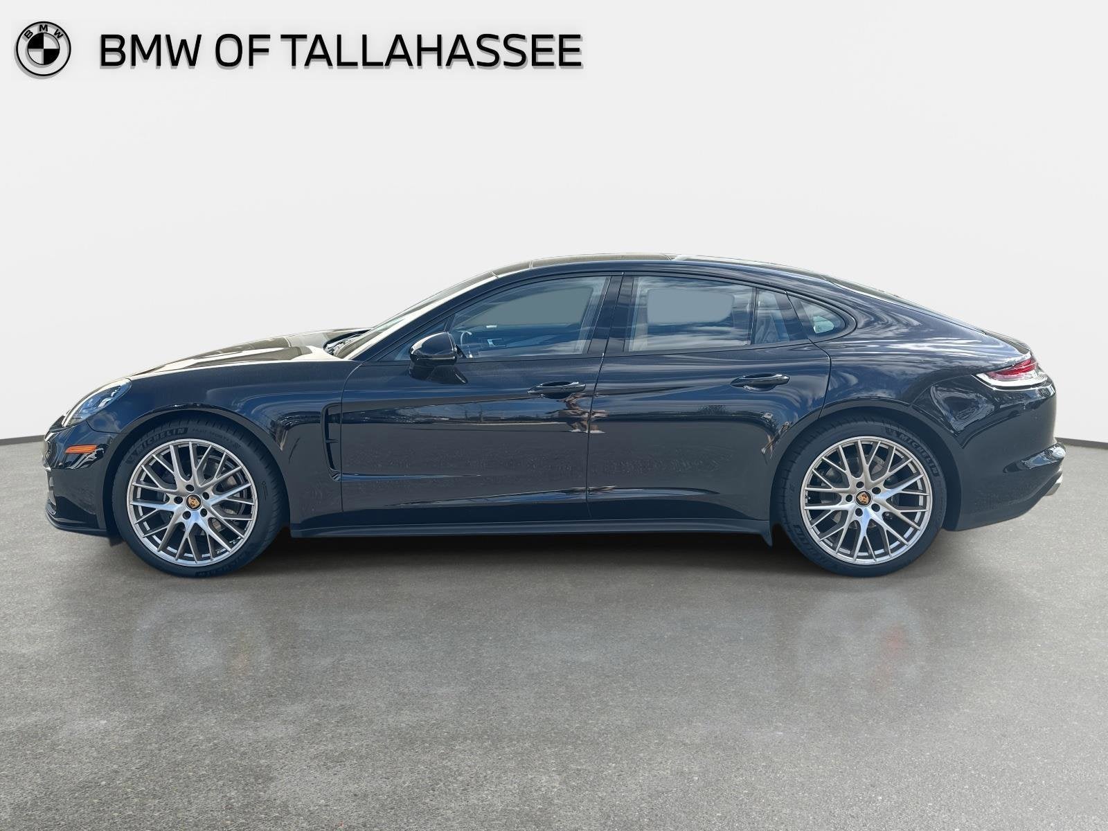 2022 Porsche Panamera Base