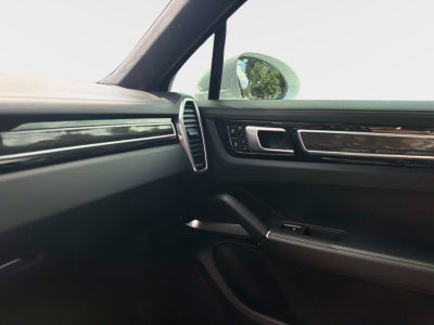 2020 Porsche Cayenne Turbo Coupe AWD
