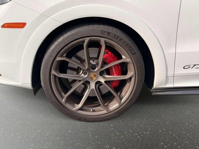2021 Porsche Cayenne Coupe GTS