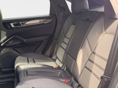 2021 Porsche Cayenne Coupe GTS