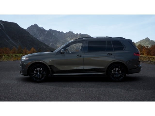 2027 BMW X7 Base