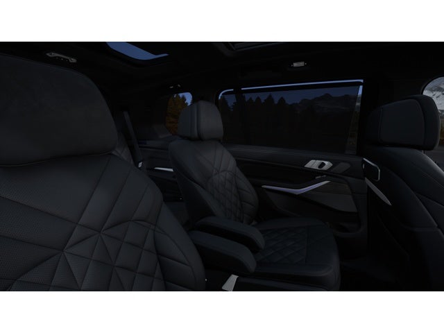 2027 BMW X7 Base