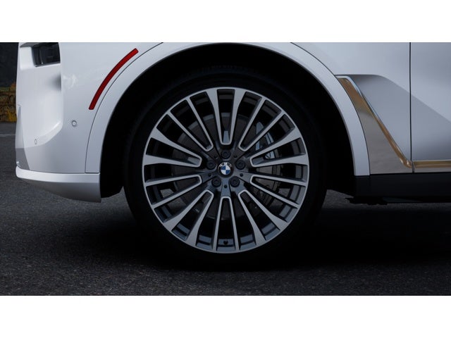 2027 BMW X7 Base