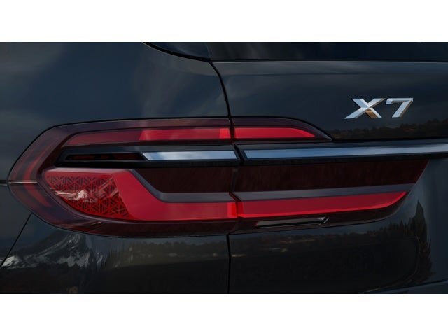 2027 BMW X7 Base