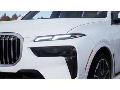 2027 BMW X7 Base