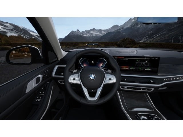 2026 BMW X7 Base