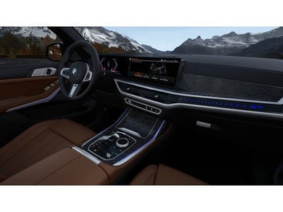 2027 BMW X7 Base