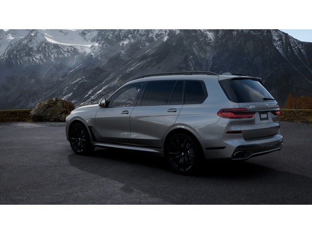 2026 BMW X7 Base