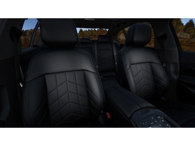 2027 BMW 550e Base