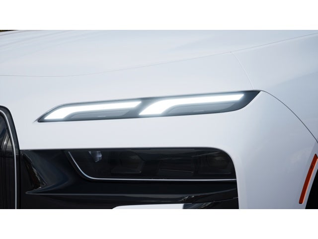 2026 BMW 740i Base
