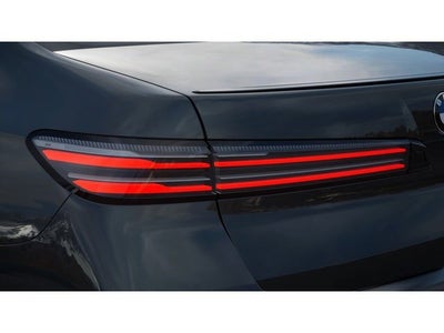 2027 BMW 740i Base