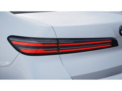2027 BMW 740i Base