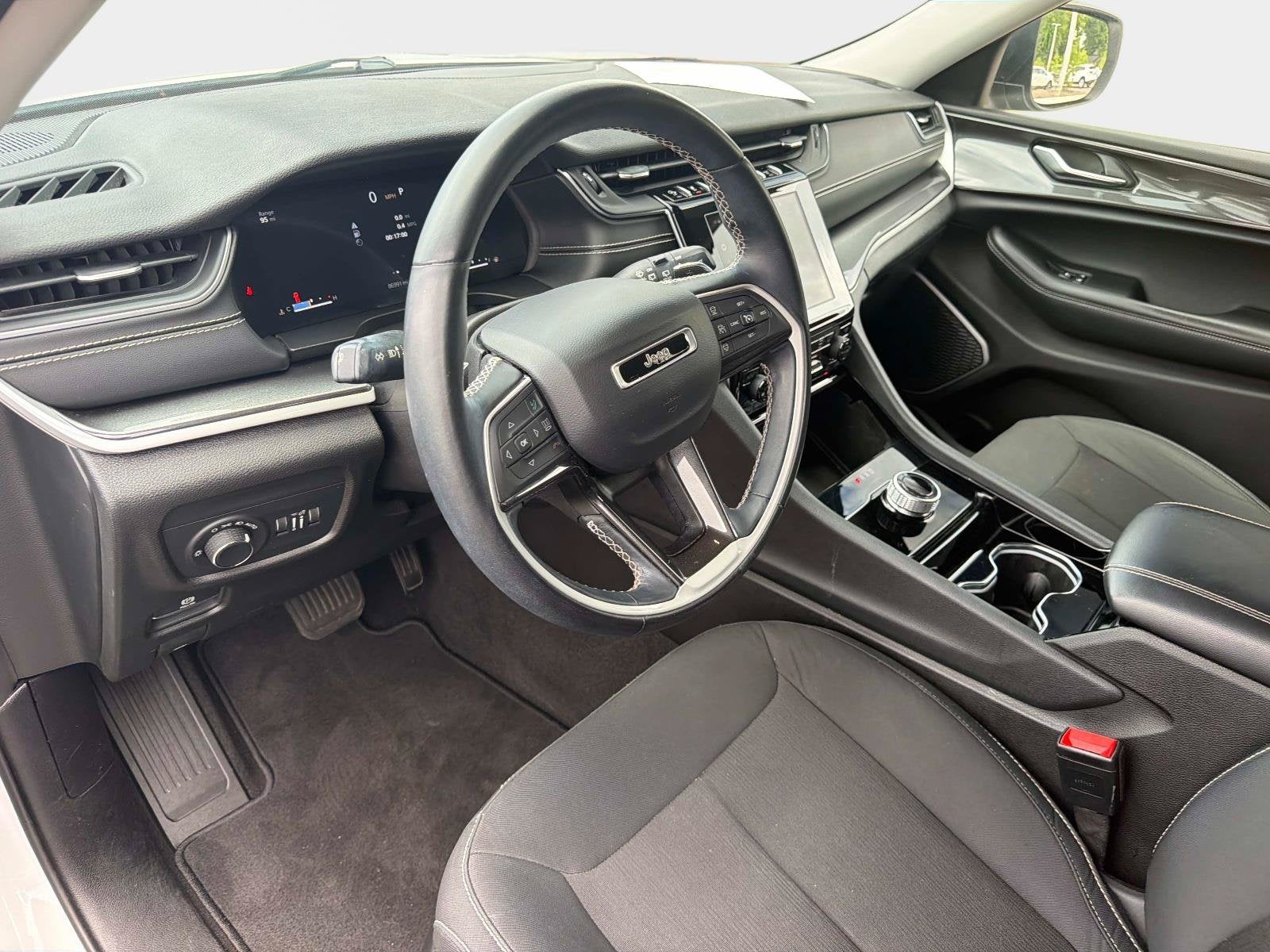 2021 Jeep Grand Cherokee L Laredo