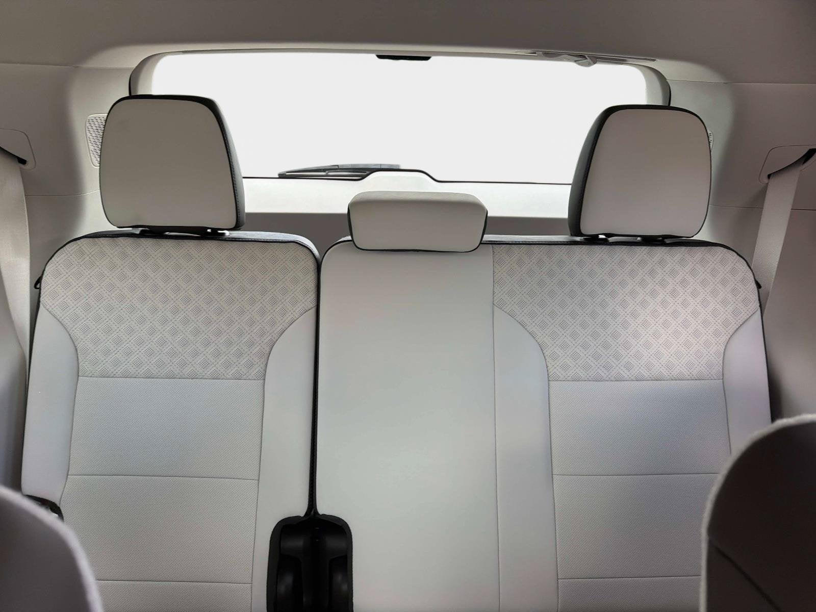 2025 GMC Acadia FWD Denali