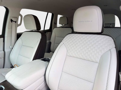 2025 GMC Acadia FWD Denali
