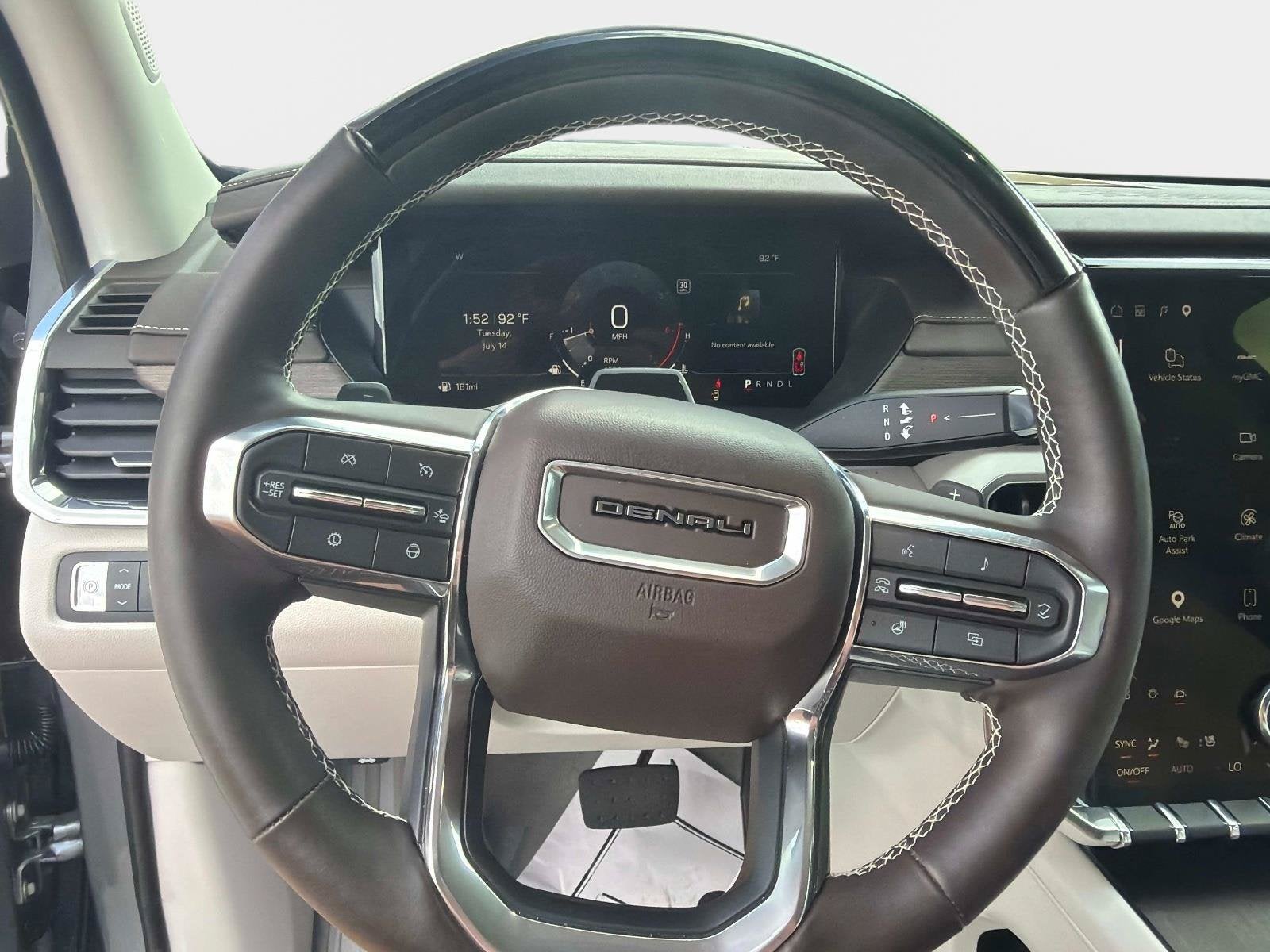 2025 GMC Acadia FWD Denali