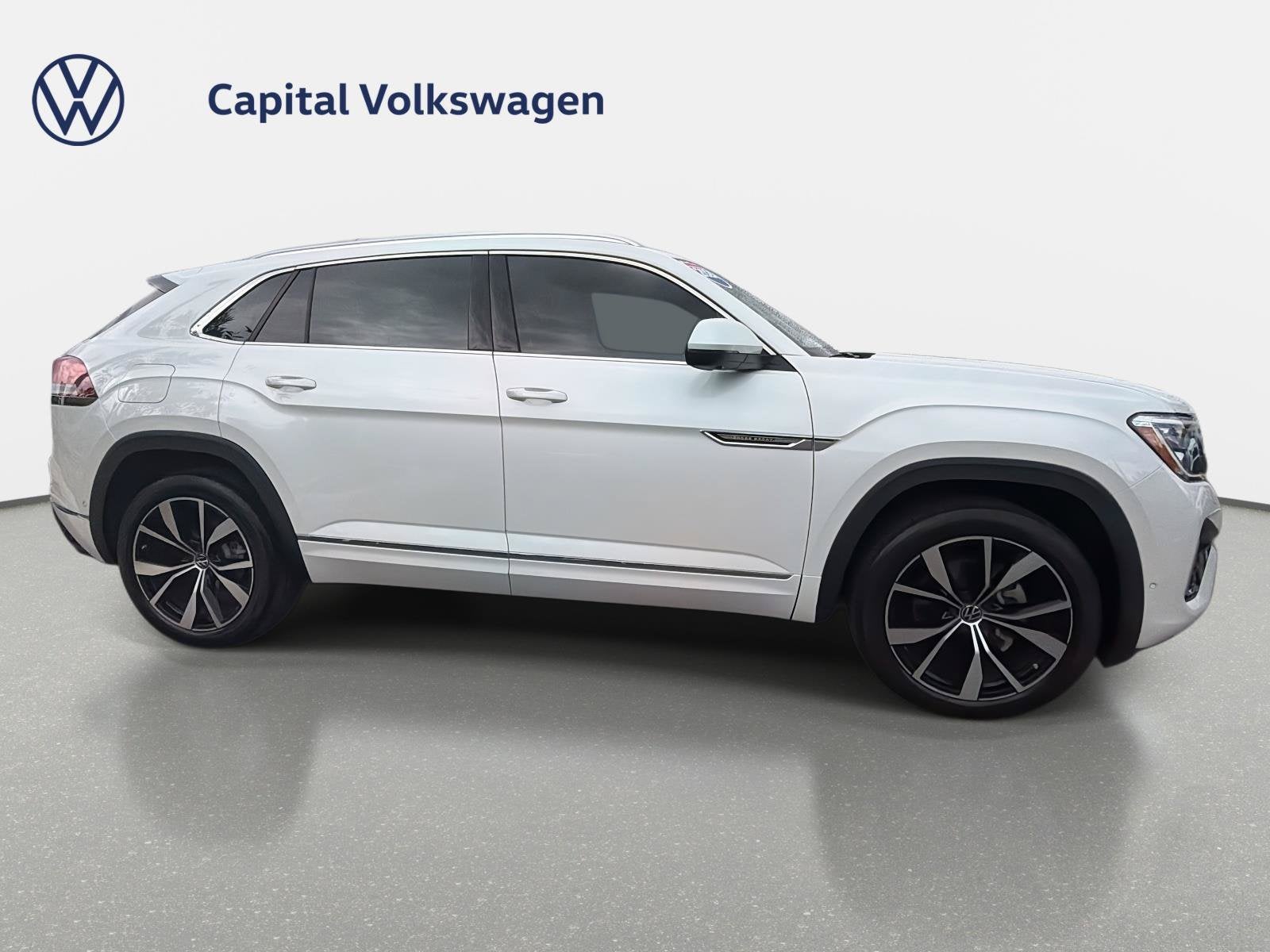 2024 Volkswagen Atlas Cross Sport 2.0T SEL Premium R-Line