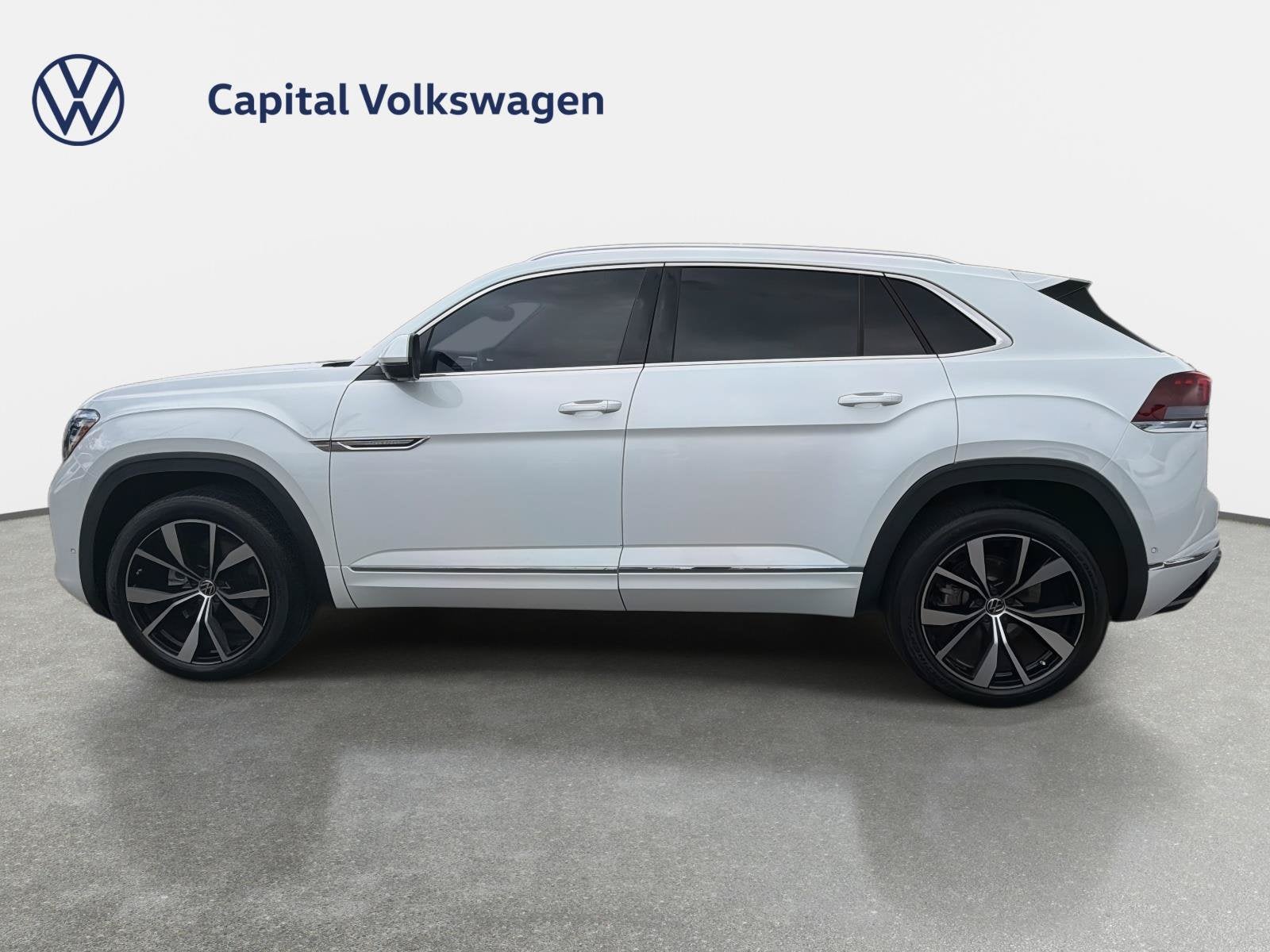 2024 Volkswagen Atlas Cross Sport 2.0T SEL Premium R-Line