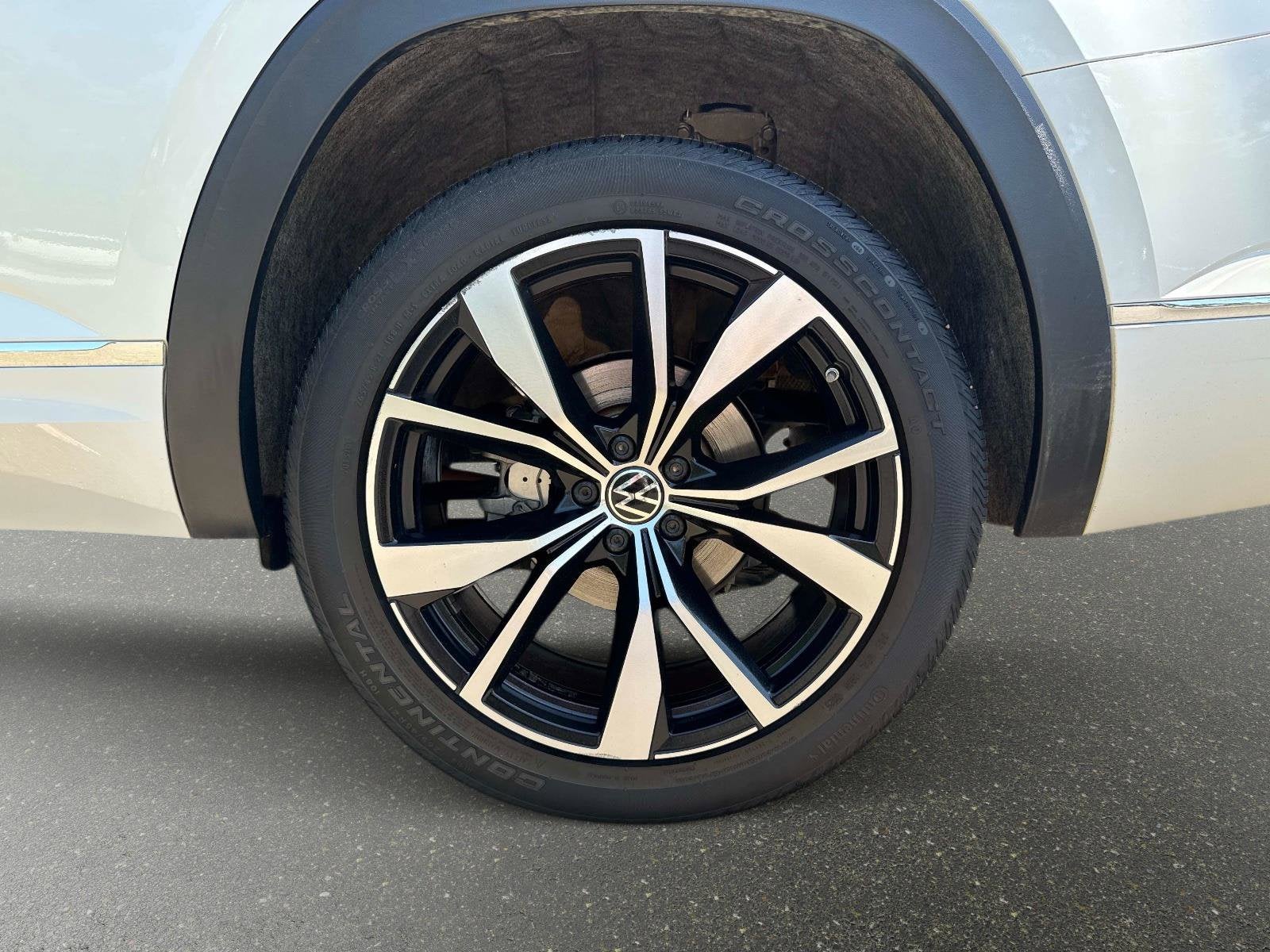 2024 Volkswagen Atlas 2.0T SEL Premium R-Line
