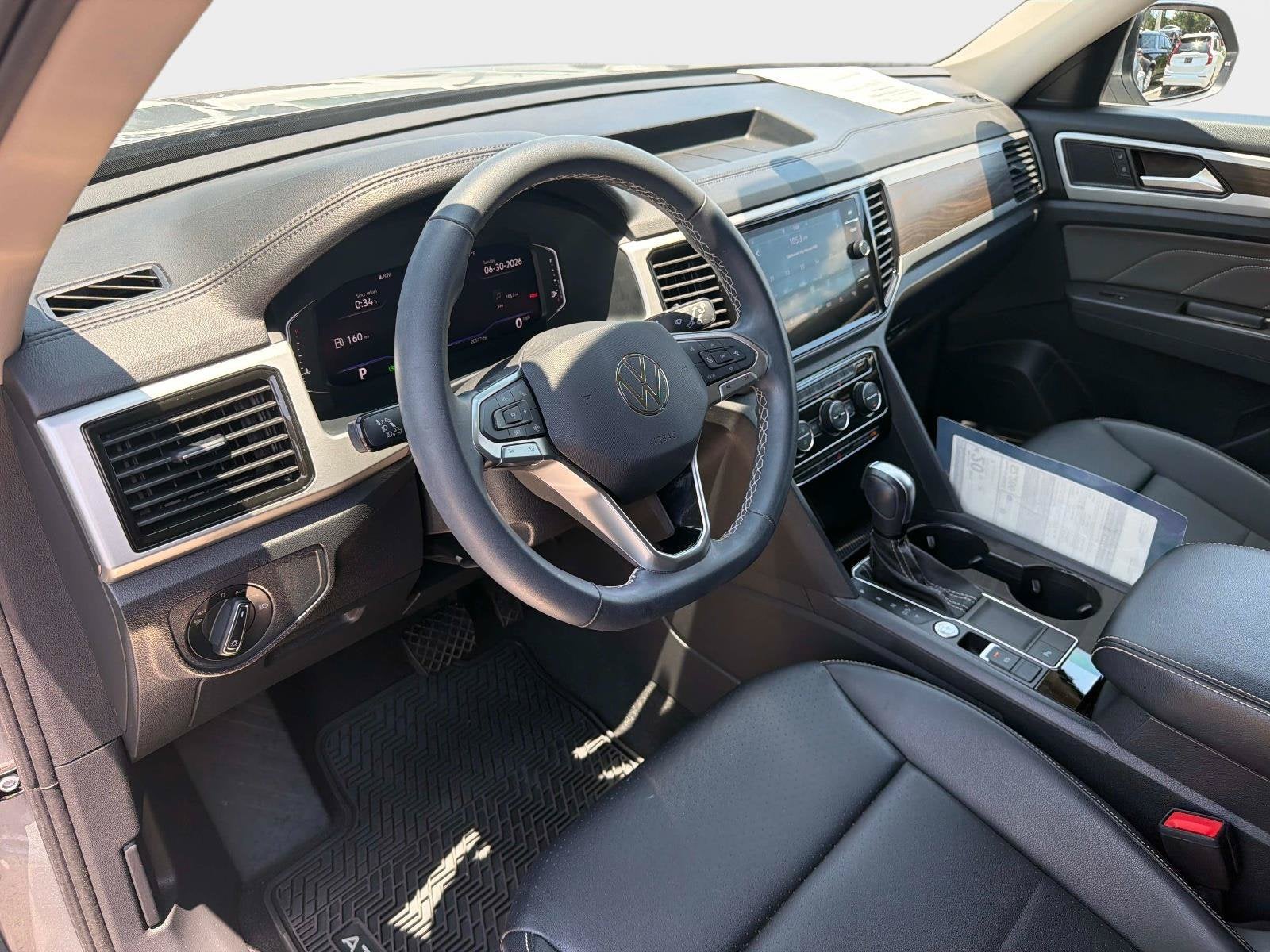 2023 Volkswagen Atlas 3.6L V6 SE w/Technology