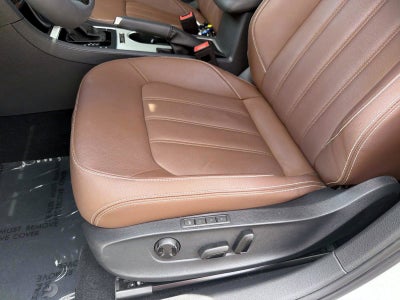 2022 Volkswagen Passat 2.0T Limited Edition