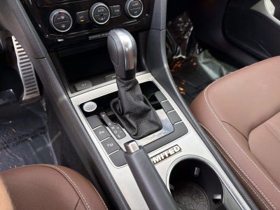 2022 Volkswagen Passat 2.0T Limited Edition