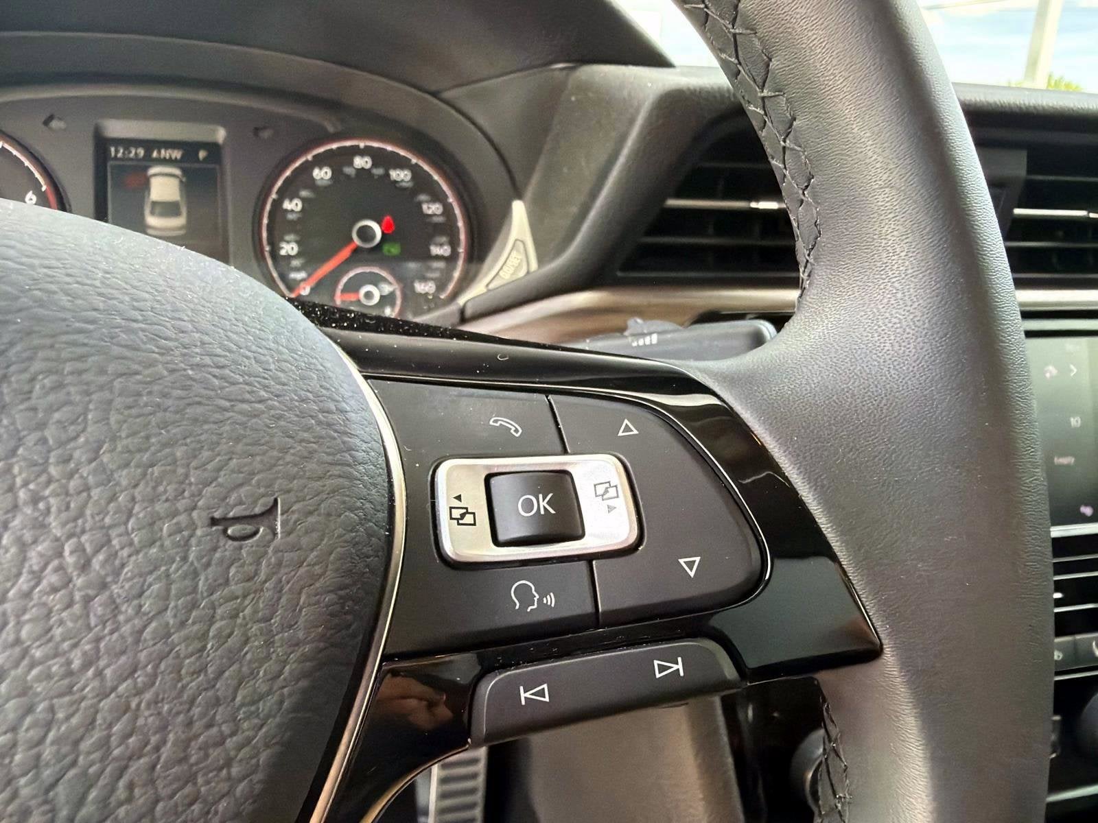 2022 Volkswagen Passat 2.0T Limited Edition