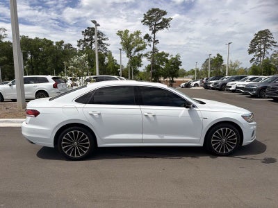 2022 Volkswagen Passat 2.0T Limited Edition