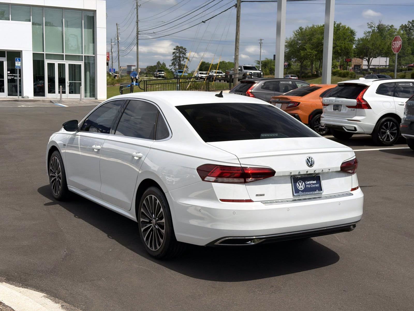 2022 Volkswagen Passat 2.0T Limited Edition