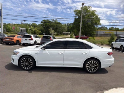 2022 Volkswagen Passat 2.0T Limited Edition