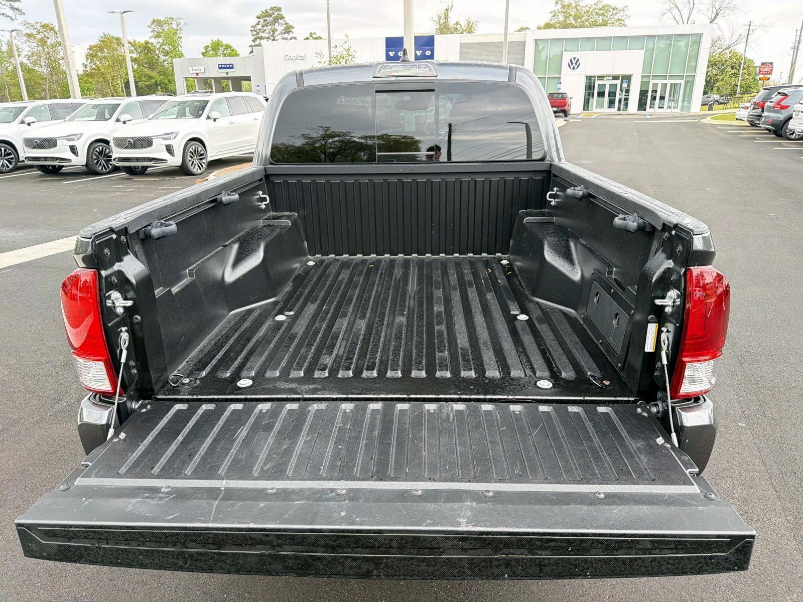 2022 Toyota Tacoma 2WD SR5