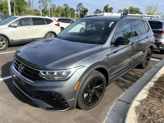2023 Volkswagen Tiguan SE R-Line Black