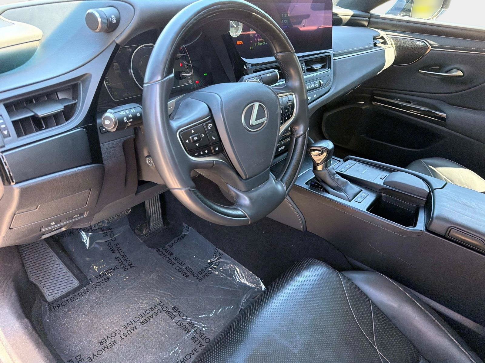 2022 Lexus ES ES 300h Luxury