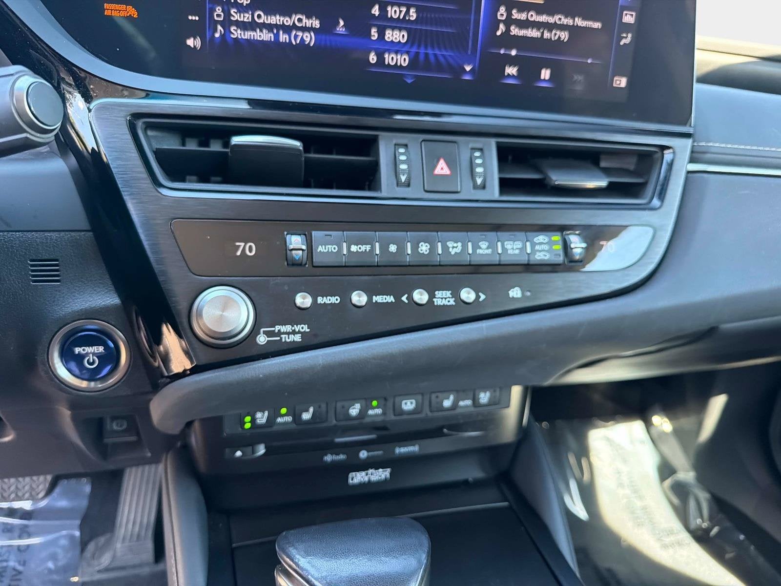 2022 Lexus ES ES 300h Luxury
