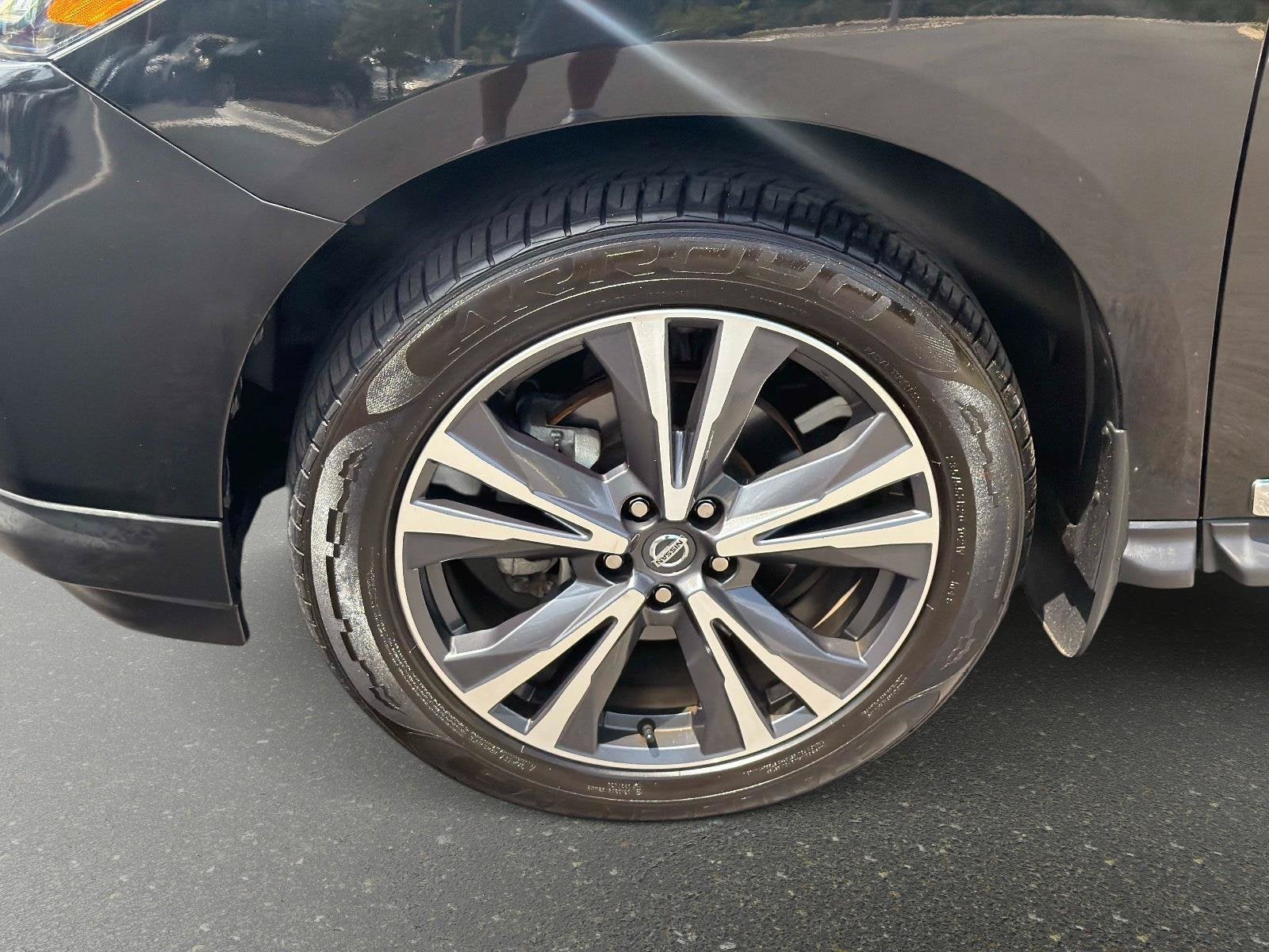 2020 Nissan Pathfinder Platinum