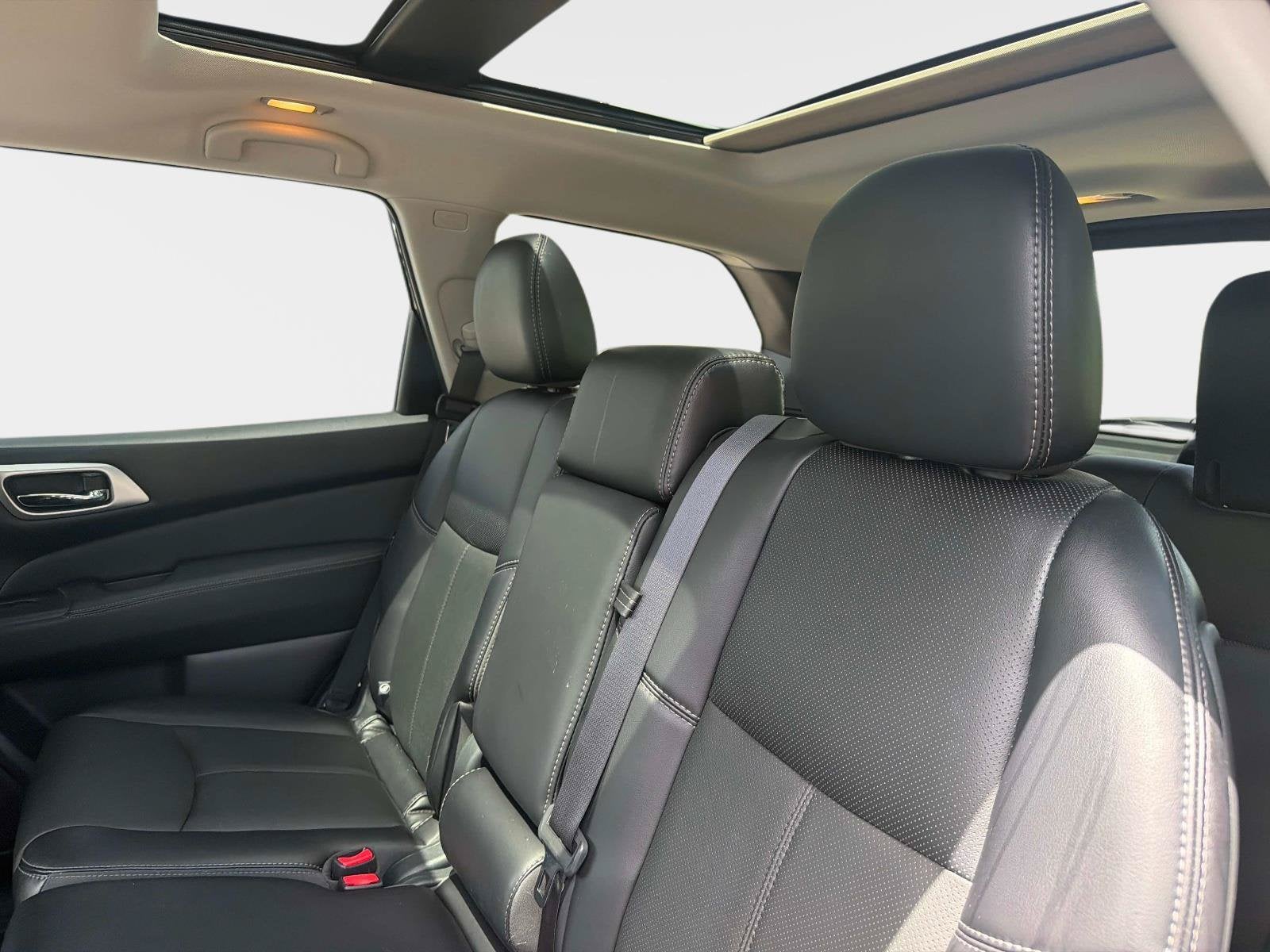 2020 Nissan Pathfinder Platinum