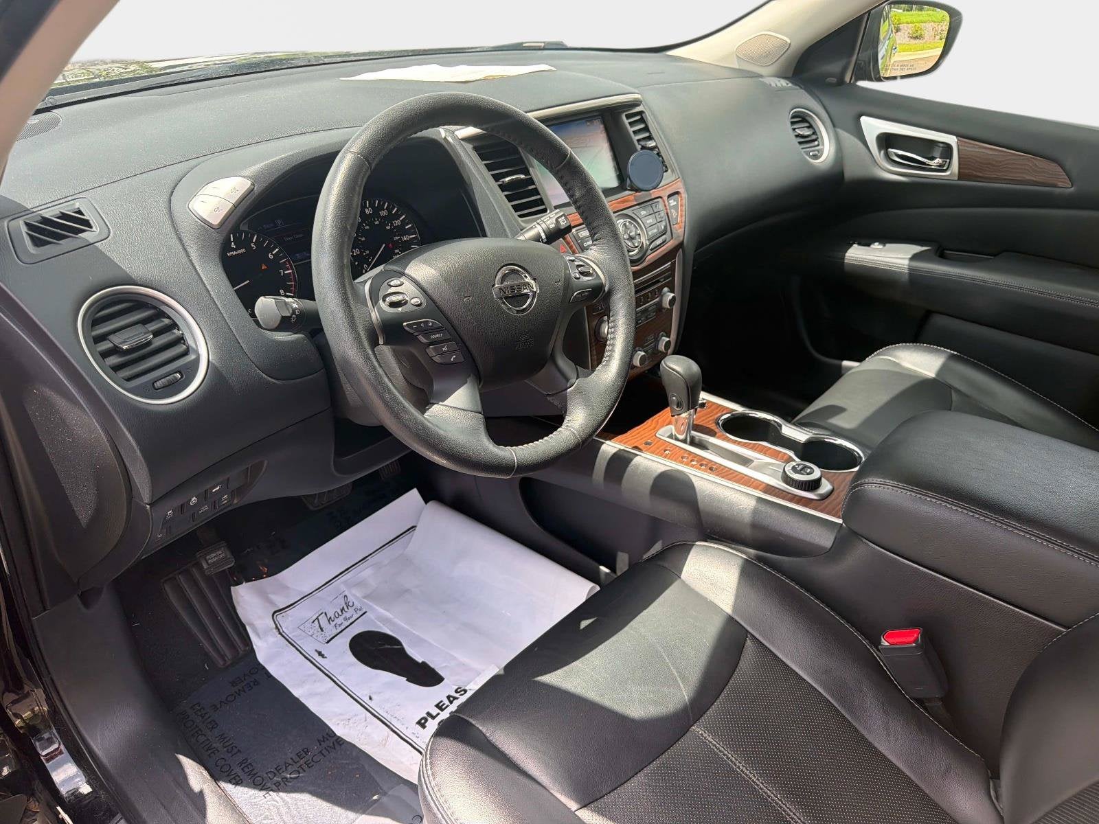 2020 Nissan Pathfinder Platinum