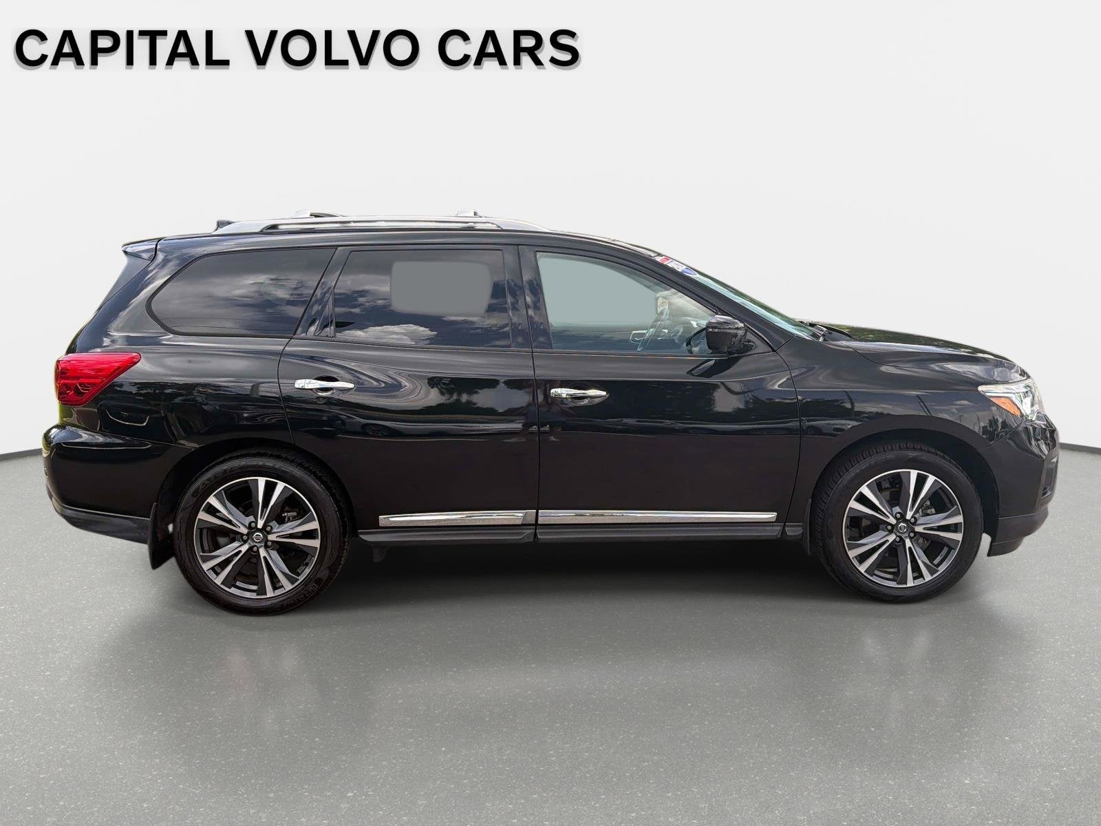 2020 Nissan Pathfinder Platinum