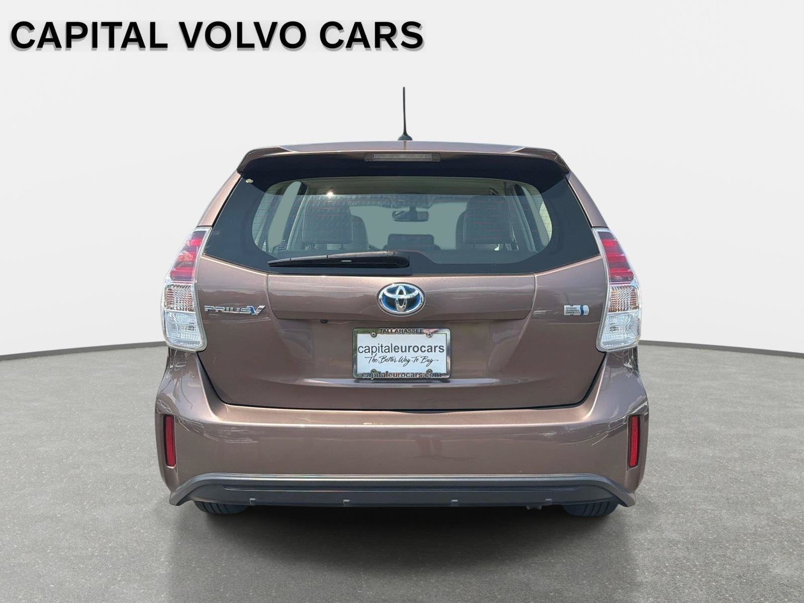 2017 Toyota Prius v Four