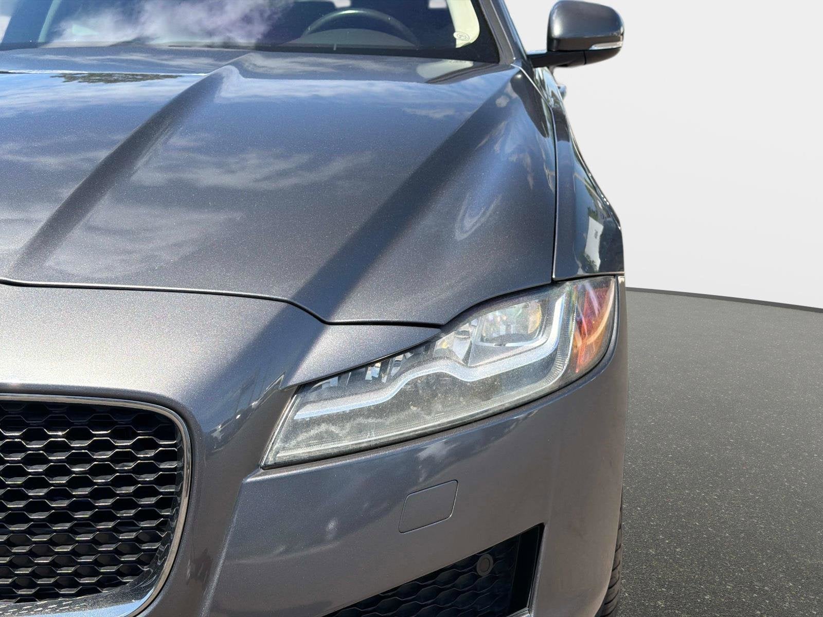 2018 Jaguar XF 25t Premium