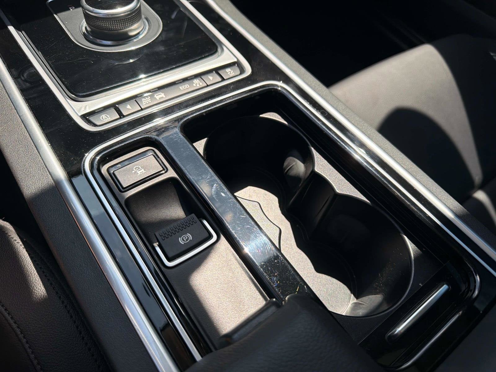 2018 Jaguar XF 25t Premium