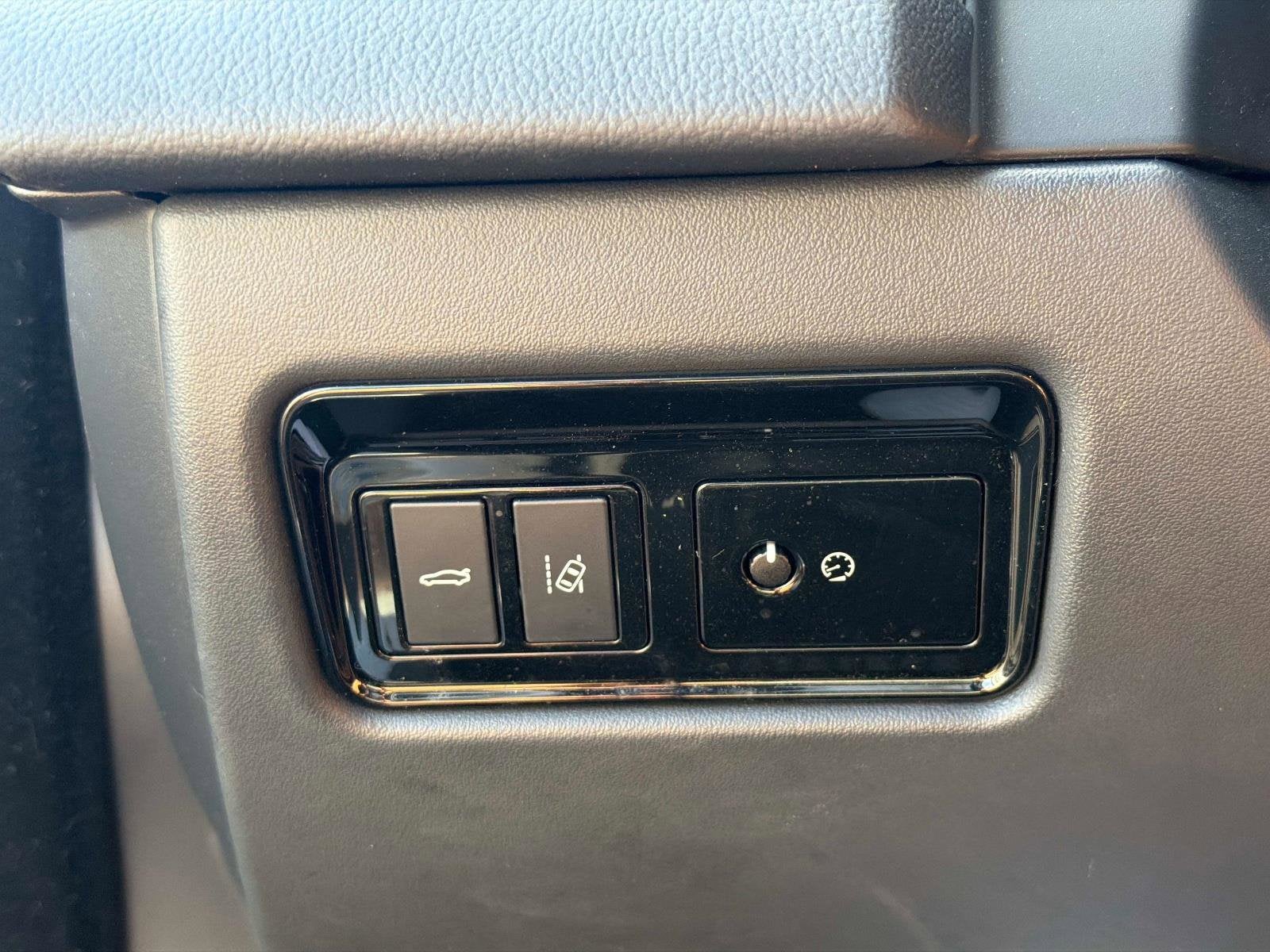 2018 Jaguar XF 25t Premium