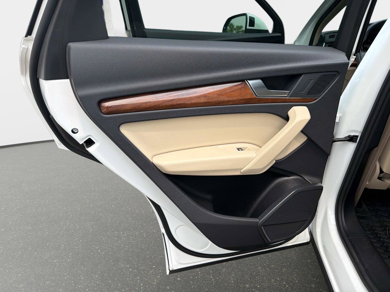 2023 Audi Q5 Premium