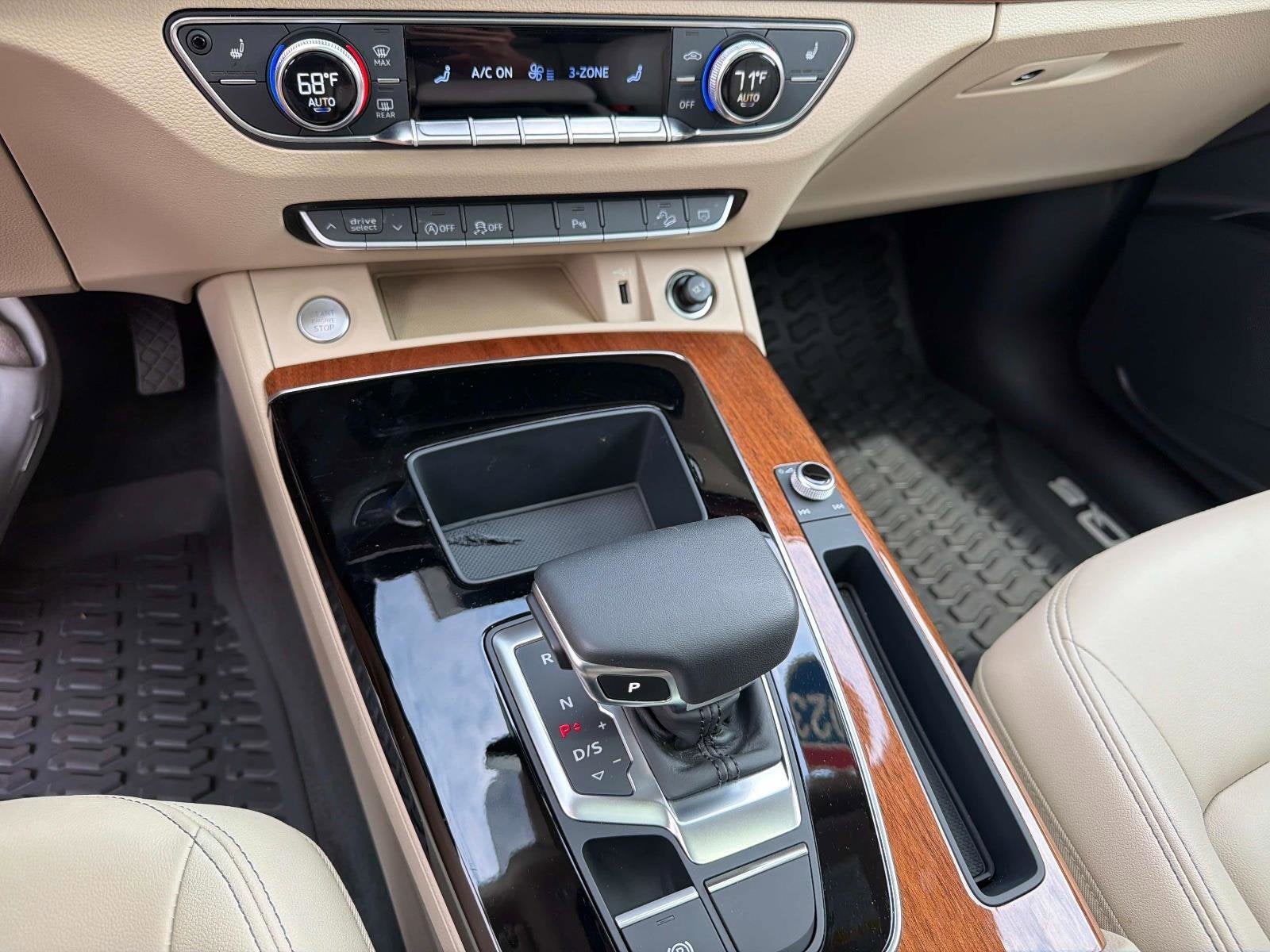 2023 Audi Q5 Premium