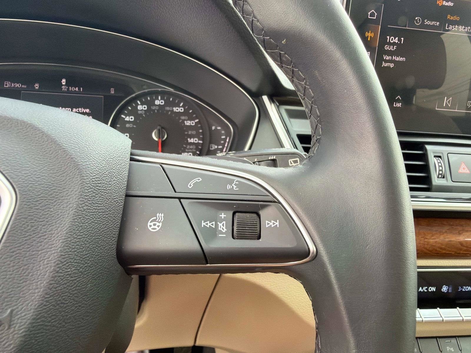 2023 Audi Q5 Premium