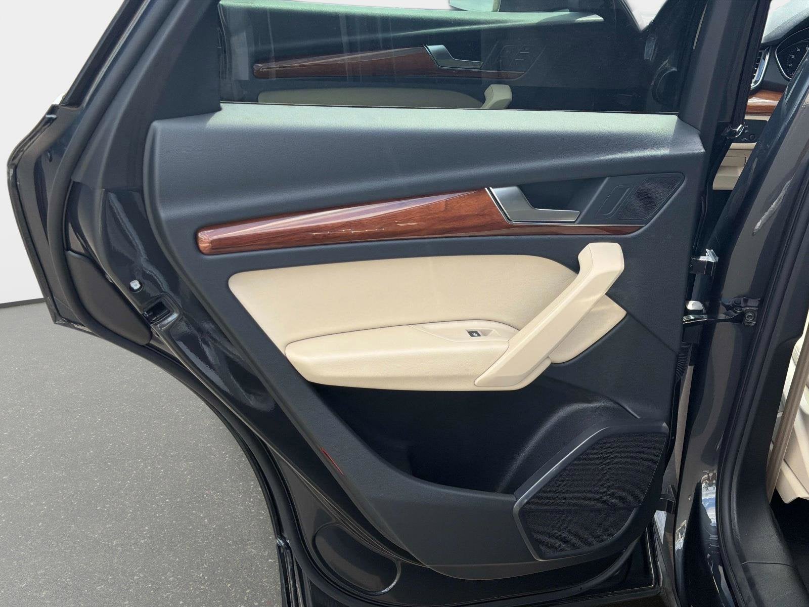 2023 Audi Q5 Premium