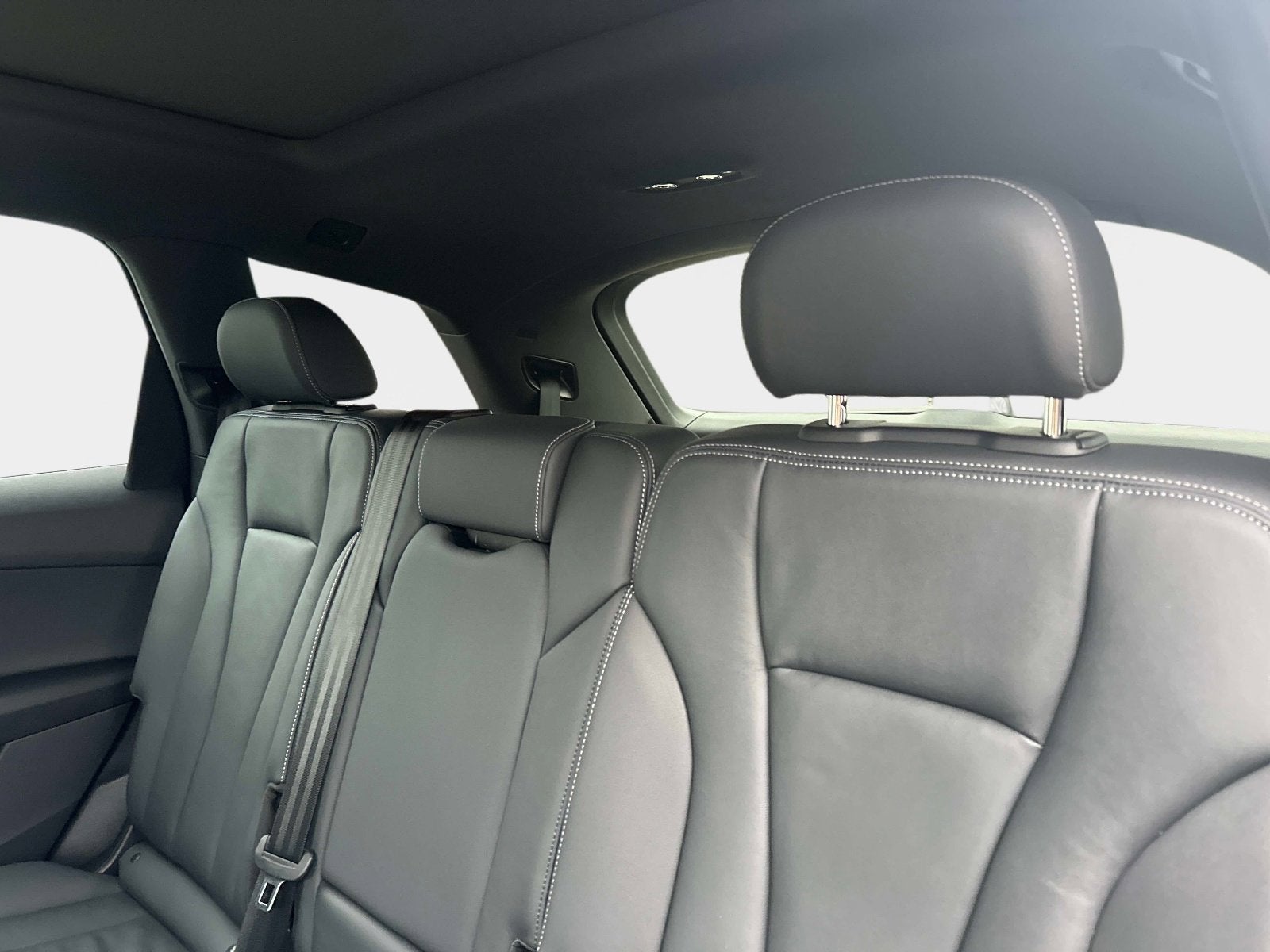 2025 Audi Q7 Premium