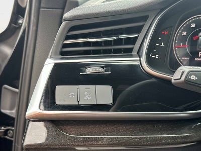 2025 Audi Q7 Premium