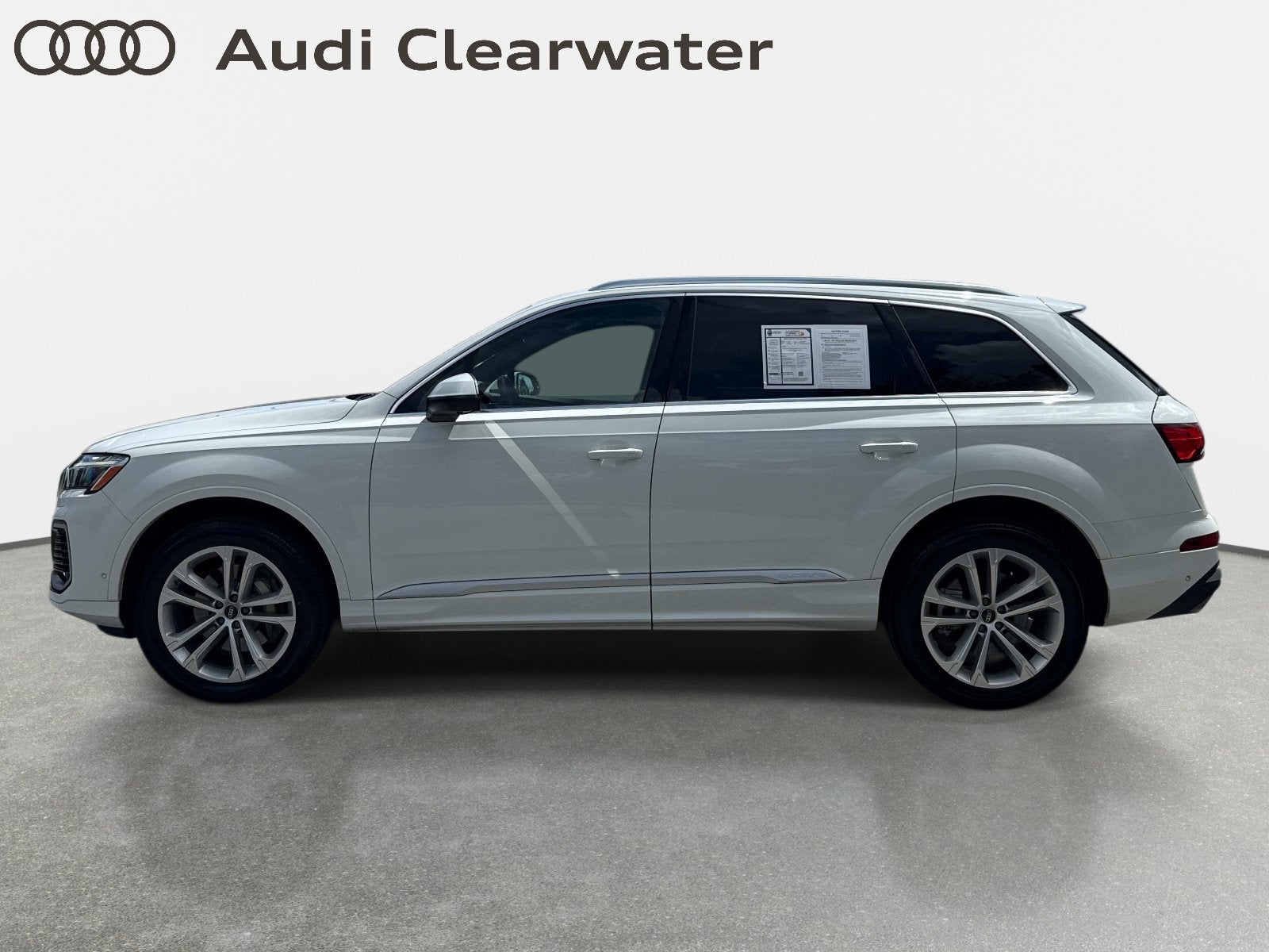 2025 Audi Q7 Premium Plus